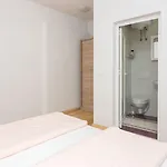 Oreb Guest house 3*